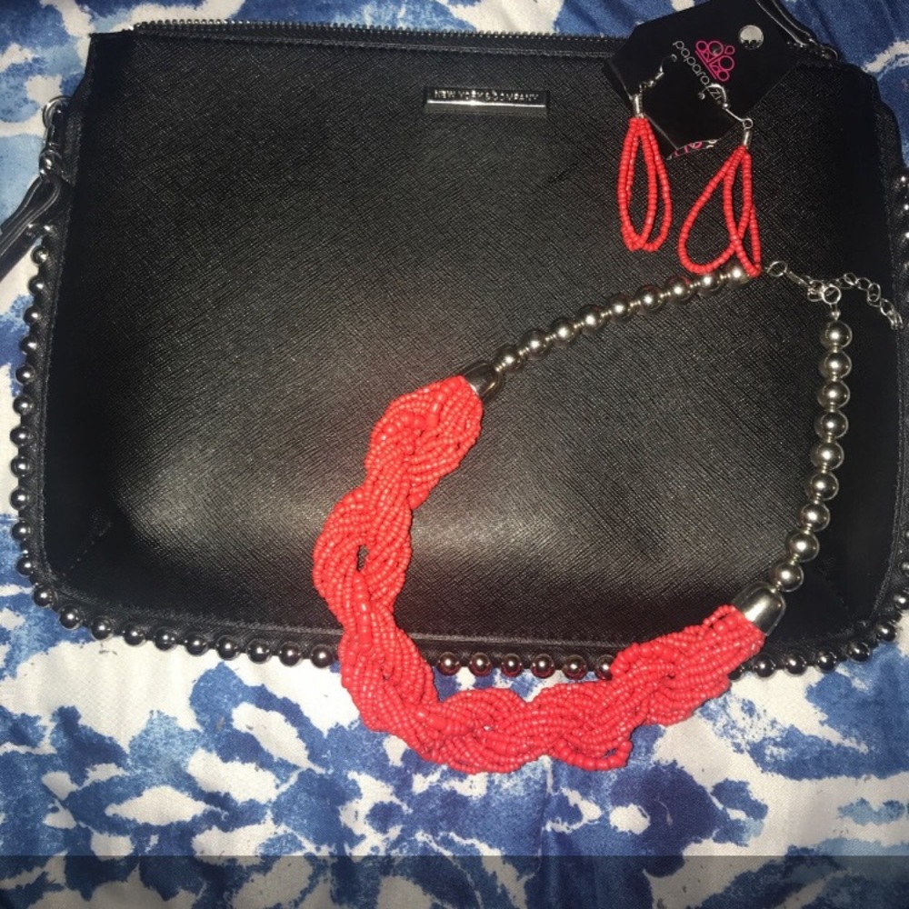 Wristlet and Jewlery Set